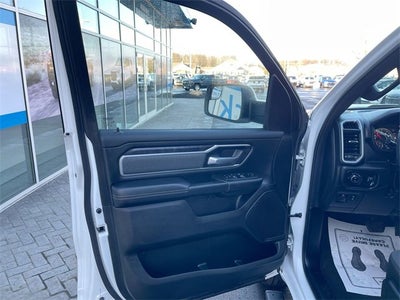 2022 RAM 1500 Big Horn Crew Cab 4x4 6'4" Box