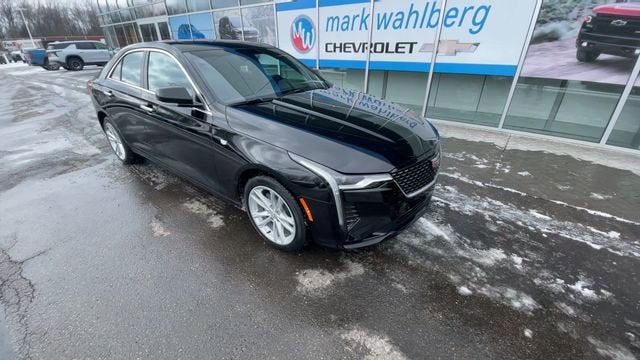 2025 Cadillac CT4 Luxury