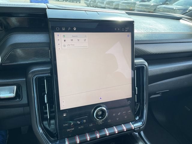2025 GMC Yukon AT4