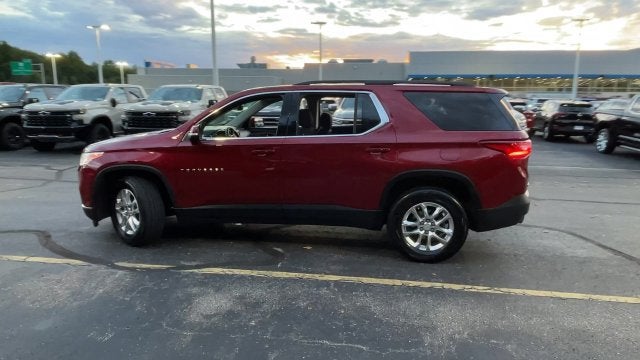 2021 Chevrolet Traverse LT Cloth