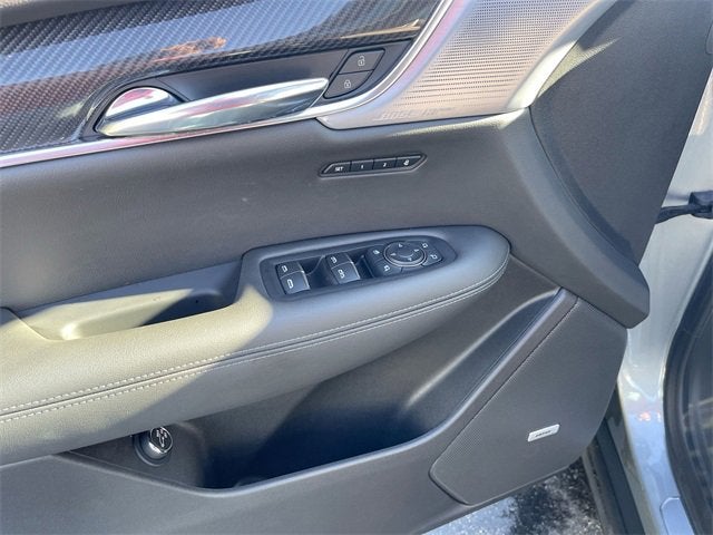 2025 Cadillac XT6 Sport