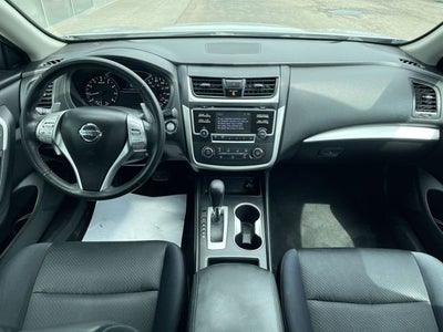 2016 Nissan Altima 2.5 SR