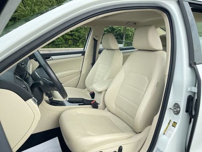 2019 Volkswagen Passat 2.0T Wolfsburg Edition