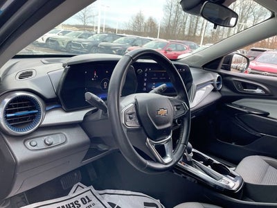 2025 Chevrolet Trax LT