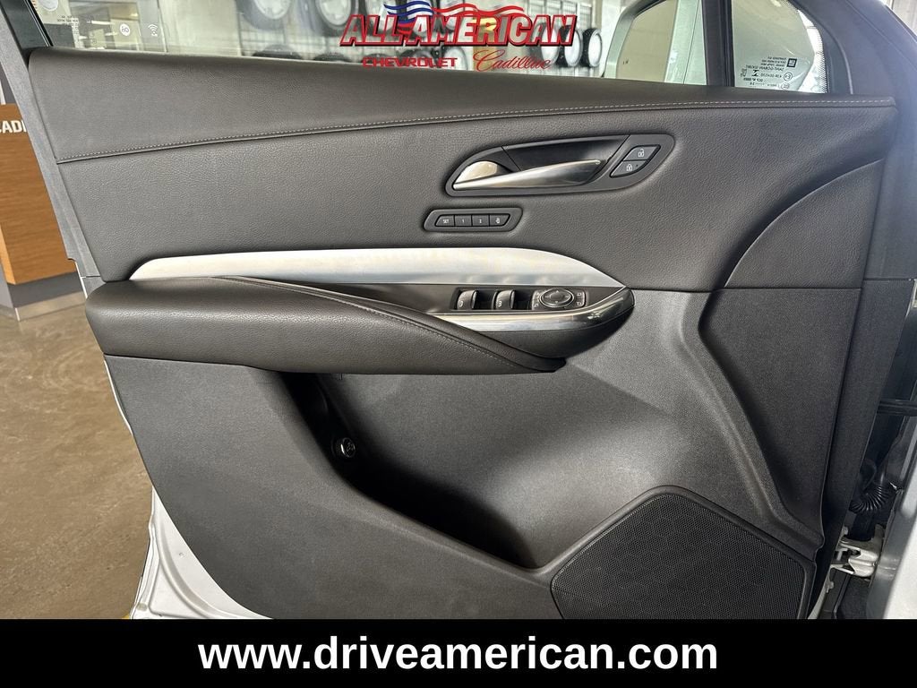 2021 Cadillac XT4 Premium Luxury