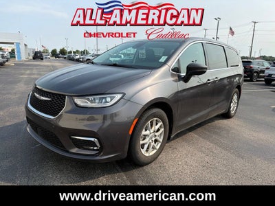 2023 Chrysler Pacifica Touring L