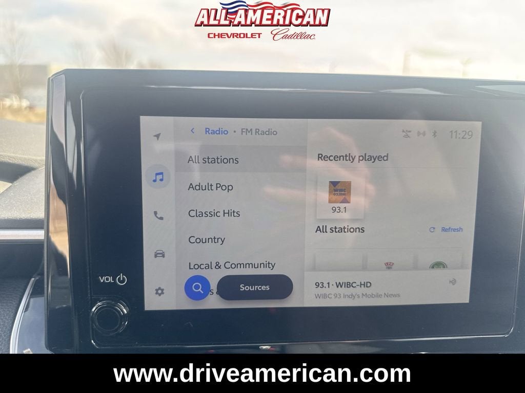 2025 Toyota Corolla LE