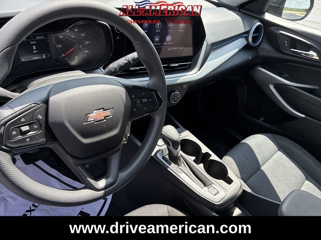 2025 Chevrolet Trax LS