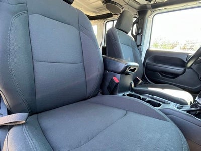 2022 Jeep Wrangler Unlimited Willys
