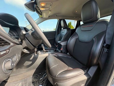 2022 Jeep Cherokee Trailhawk