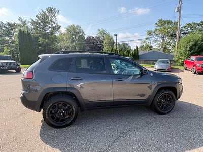 2022 Jeep Cherokee Trailhawk