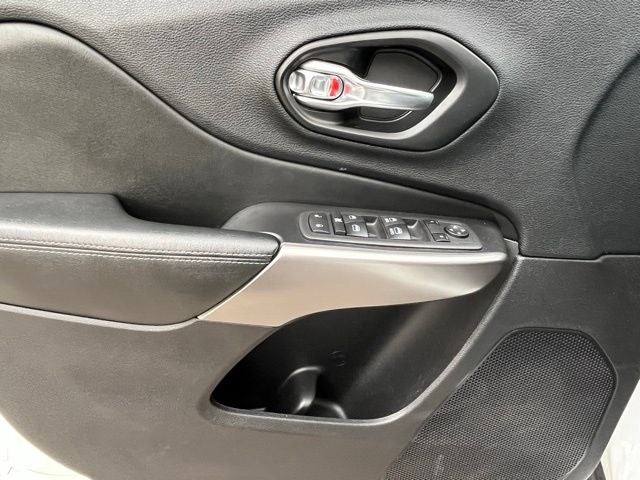 2021 Jeep Cherokee Latitude Lux 4X4