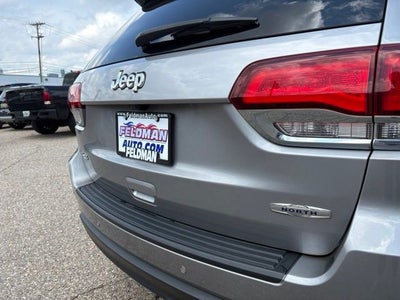 2020 Jeep Grand Cherokee Laredo