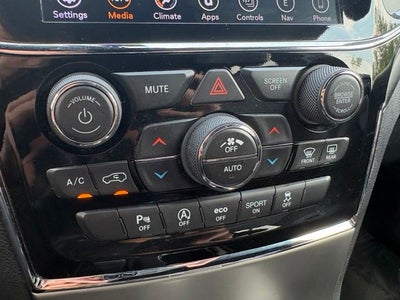 2020 Jeep Grand Cherokee Laredo