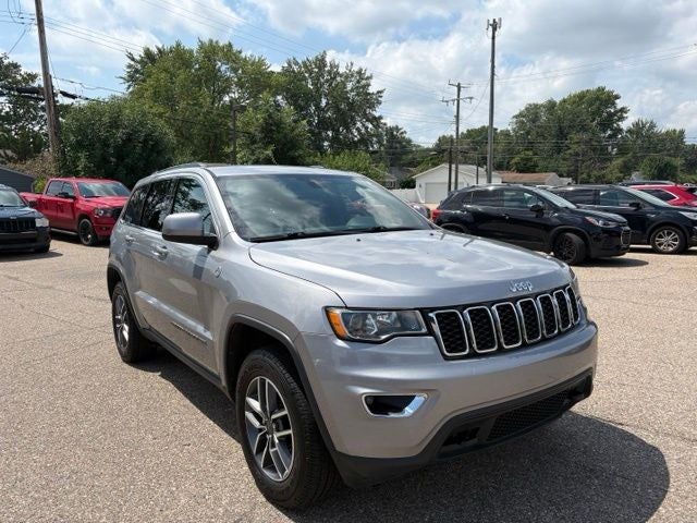 2020 Jeep Grand Cherokee Laredo