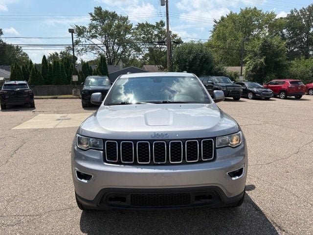 2020 Jeep Grand Cherokee Laredo