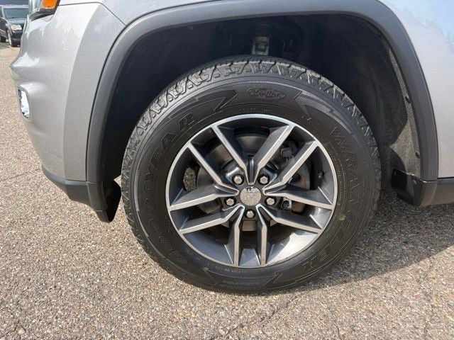 2020 Jeep Grand Cherokee Laredo E