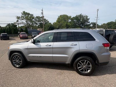 2020 Jeep Grand Cherokee Laredo E