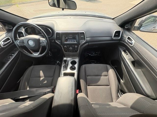 2020 Jeep Grand Cherokee Laredo E