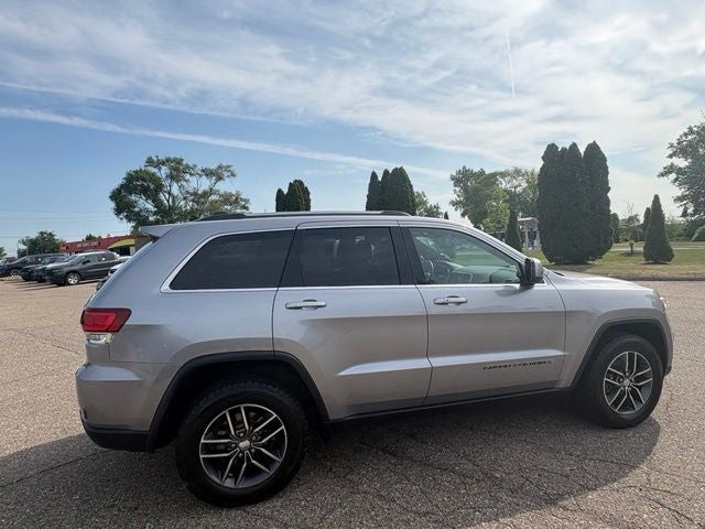 2020 Jeep Grand Cherokee Laredo E
