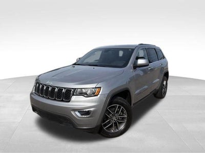 2020 Jeep Grand Cherokee Laredo E 4x4