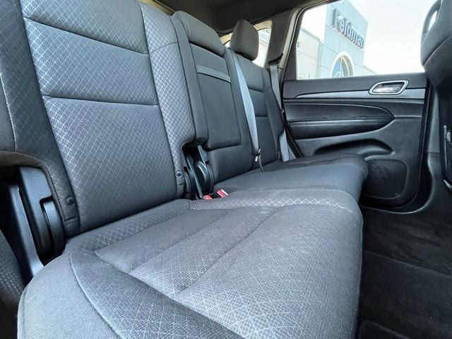 2019 Jeep Grand Cherokee Laredo E