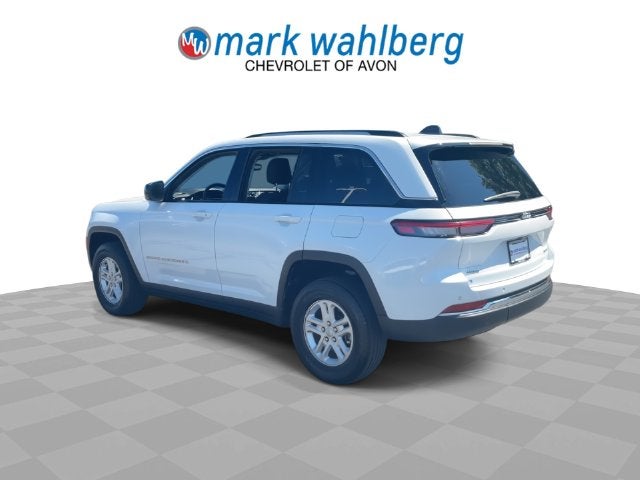 2022 Jeep Grand Cherokee Laredo