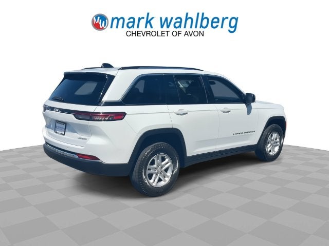 2022 Jeep Grand Cherokee Laredo