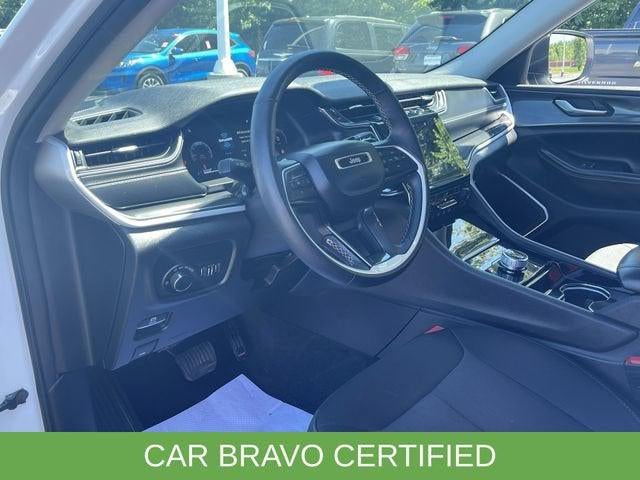2022 Jeep Grand Cherokee Laredo