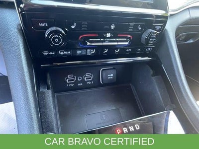 2022 Jeep Grand Cherokee Laredo