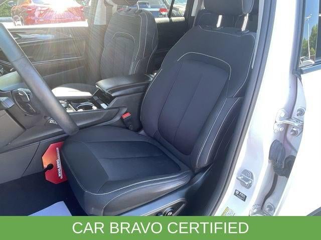 2022 Jeep Grand Cherokee Laredo