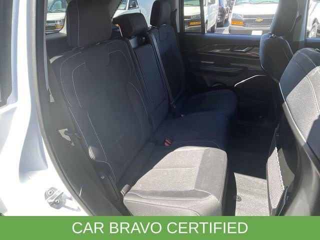 2022 Jeep Grand Cherokee Laredo