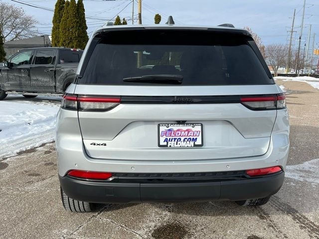 2023 Jeep Grand Cherokee Altitude 4x4