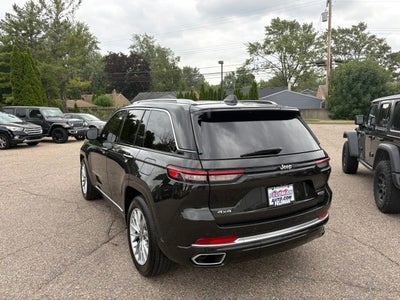 2023 Jeep Grand Cherokee Summit