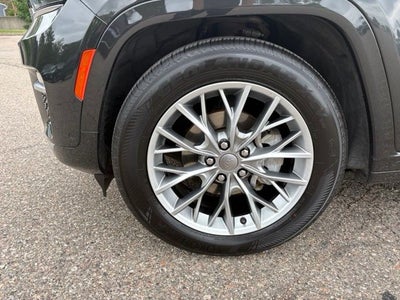 2023 Jeep Grand Cherokee Summit