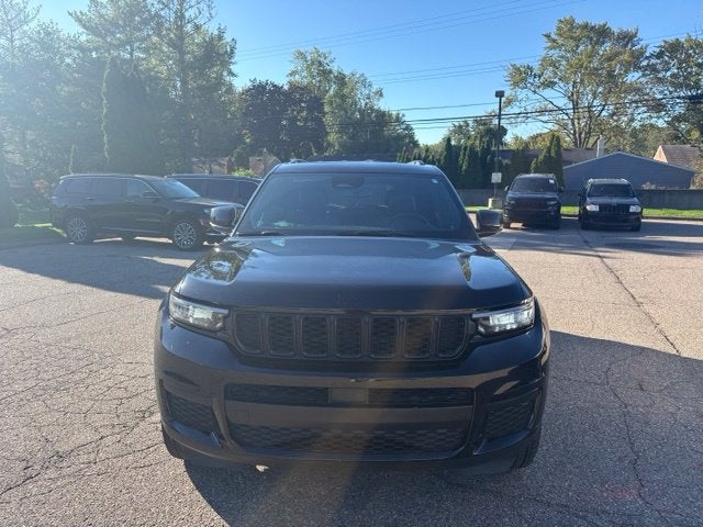 2023 Jeep Grand Cherokee L Altitude 4x4