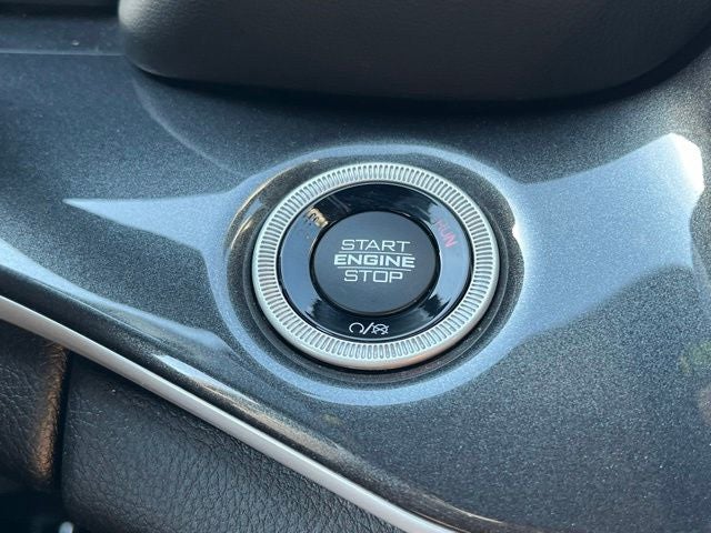 2022 Jeep Grand Cherokee L Altitude