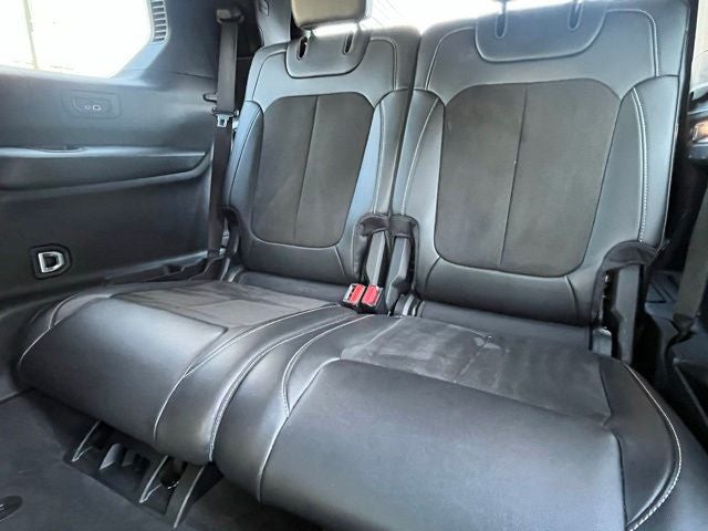 2022 Jeep Grand Cherokee L Altitude