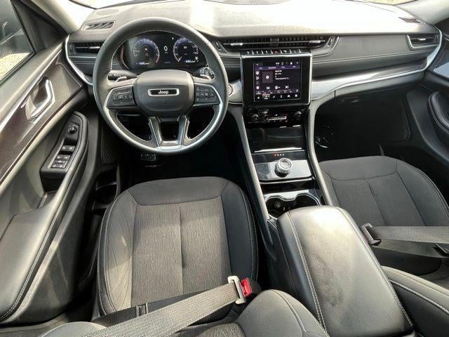 2023 Jeep Grand Cherokee L Laredo 4x4