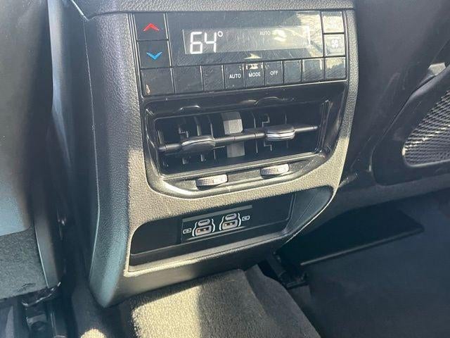 2023 Jeep Grand Cherokee L Laredo 4x4