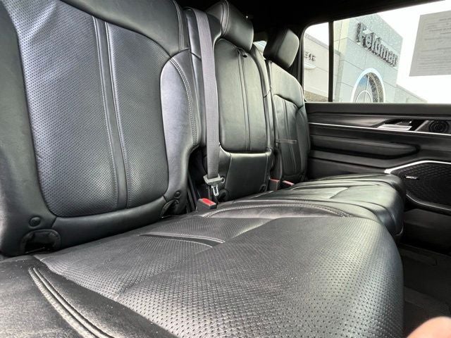 2023 Jeep Wagoneer L Series III 4x4