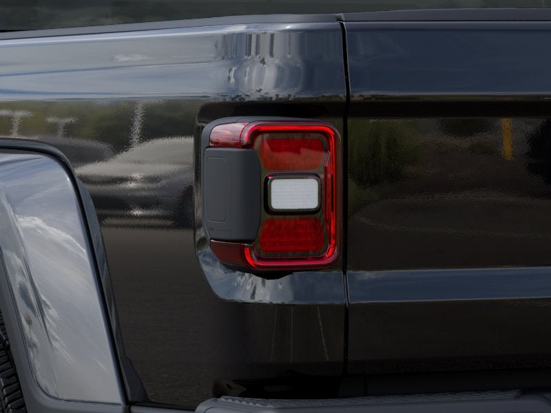 2026 Jeep Gladiator GLADIATOR SAHARA 4X4