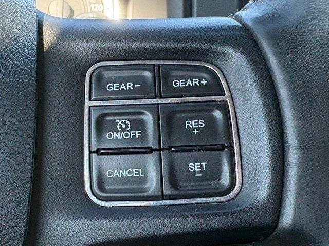 2017 RAM 1500 SLT