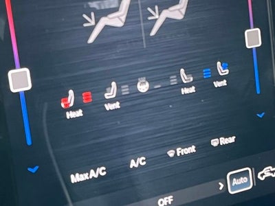 2023 RAM 1500 Laramie Crew Cab 4x4 5'7' Box