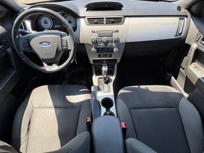 2009 Ford Focus SES
