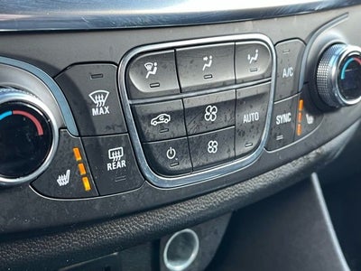 2024 Chevrolet Traverse Limited FWD LT Leather