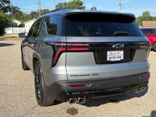 2024 Chevrolet Traverse AWD LT