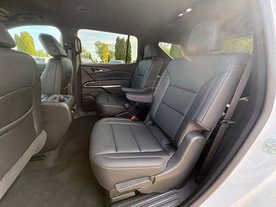 2025 Chevrolet Traverse LT 2LT