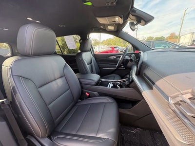 2025 Chevrolet Traverse LT 2LT