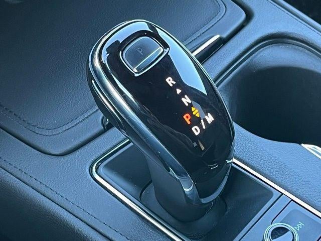 2023 Cadillac XT4 FWD Premium Luxury